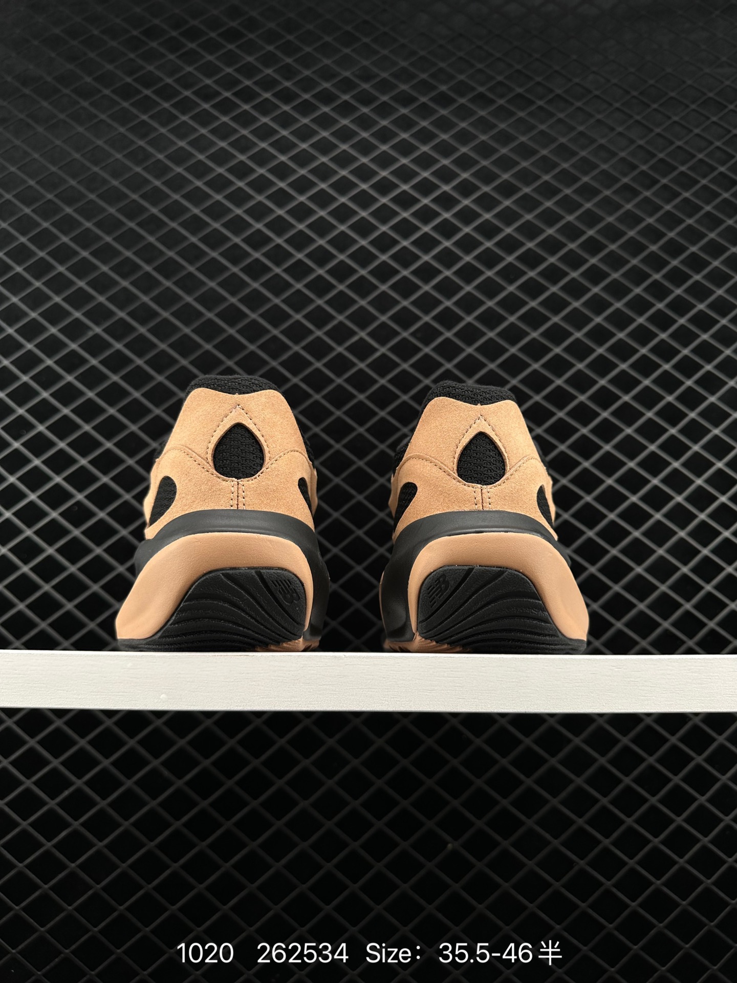 New Balance Warped Runner